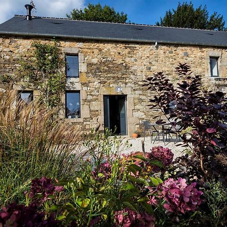 Au Fil De L'Eau Bed & Breakfast Le Vast Bagian luar foto