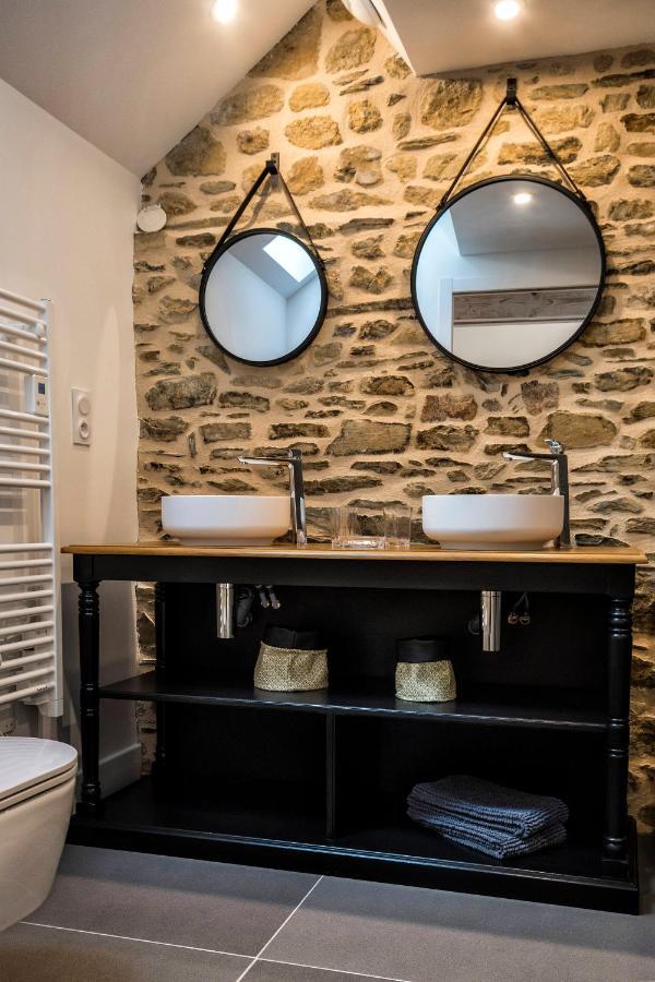 Au Fil De L'Eau Bed & Breakfast Le Vast Bagian luar foto