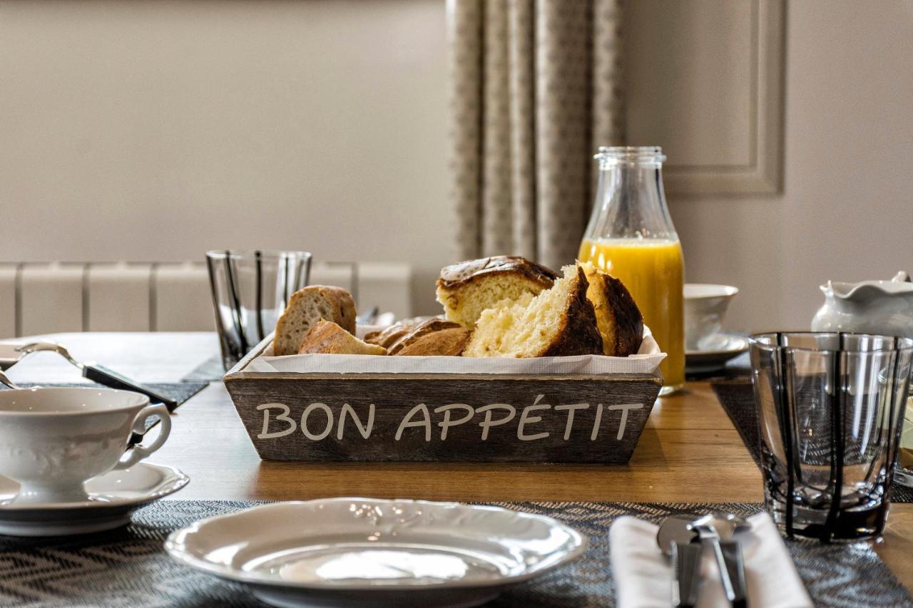 Au Fil De L'Eau Bed & Breakfast Le Vast Bagian luar foto