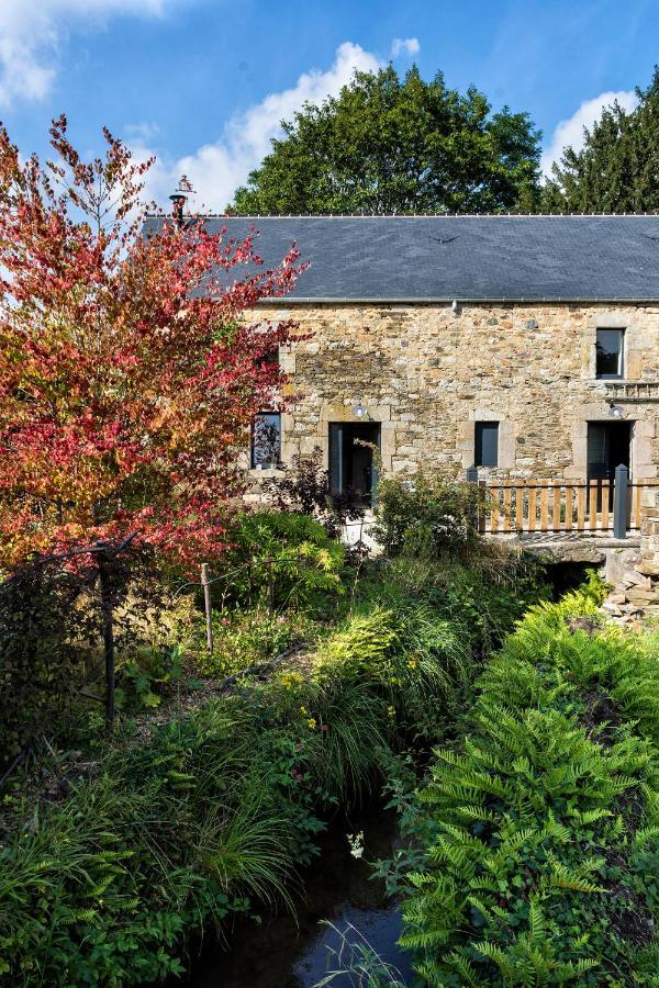 Au Fil De L'Eau Bed & Breakfast Le Vast Bagian luar foto
